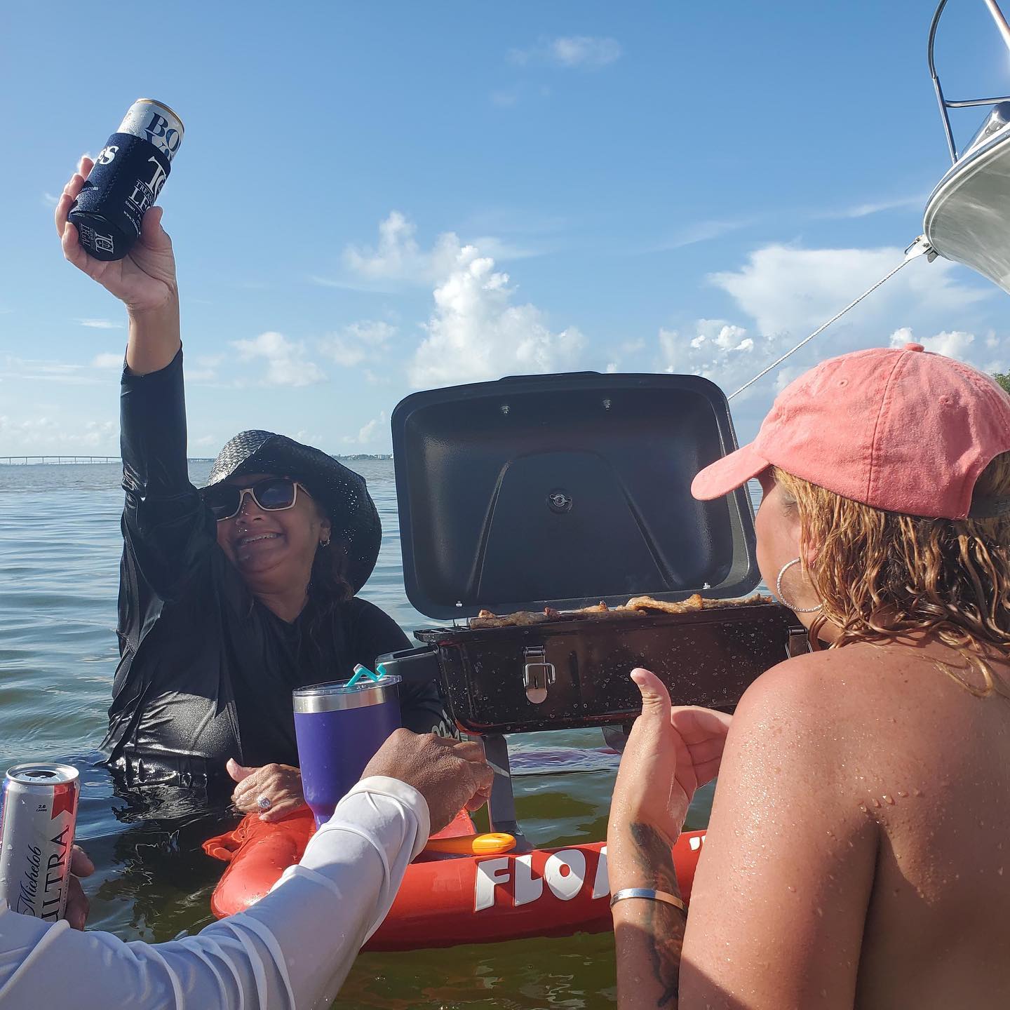 Floating BBQ Grill Float n grill