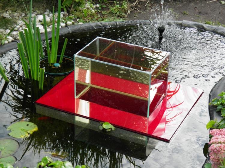 Floating Fish Observatory - Floating Fish Aquarium Inside Koi Pond