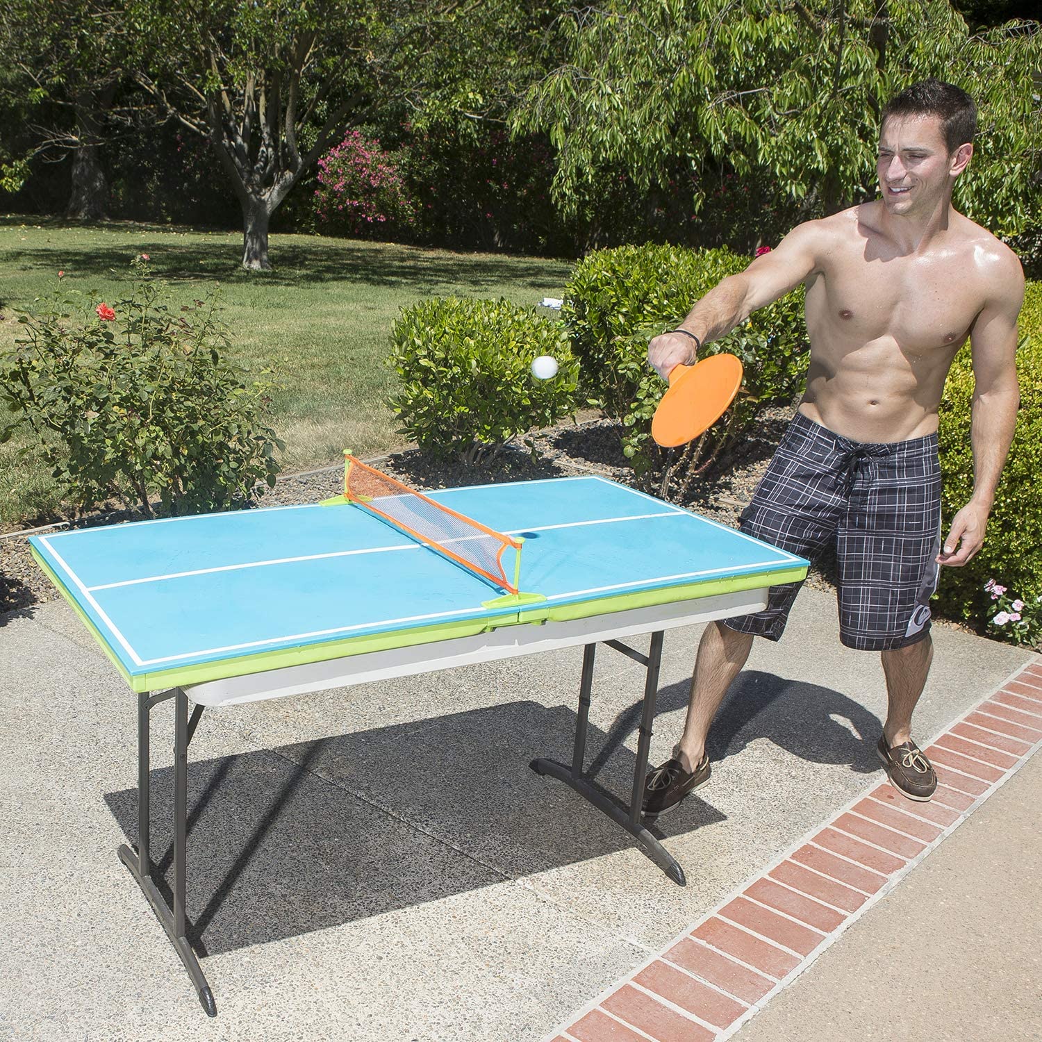 Floating Ping-Pong Table For the Pool Floating Ping-Pong Table For the Pool