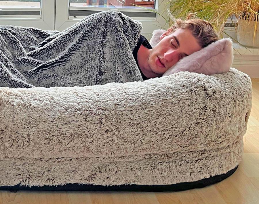 Giant Human-Sized Dog Bed - Dog bed for people