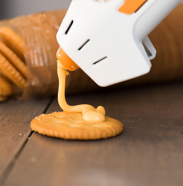 Fondoodler Cheese Gun - Cheese Glue Gun - Draw With Melted Cheese Gun