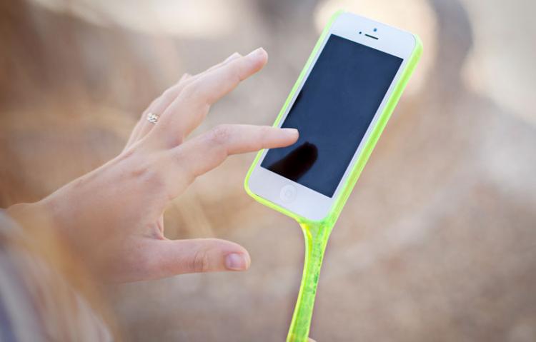 Fonhandle is a Handle For Your Phone