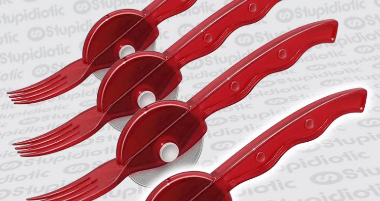 Fork With A Pizza Roller- Fork pizza cutter combo utensil