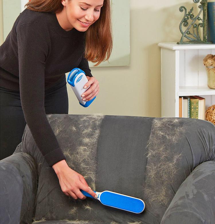 Hurricane Fur Wizard Pet Hair Cleaner With Self-Cleaning Base - Magical lint roller auto cleaning base