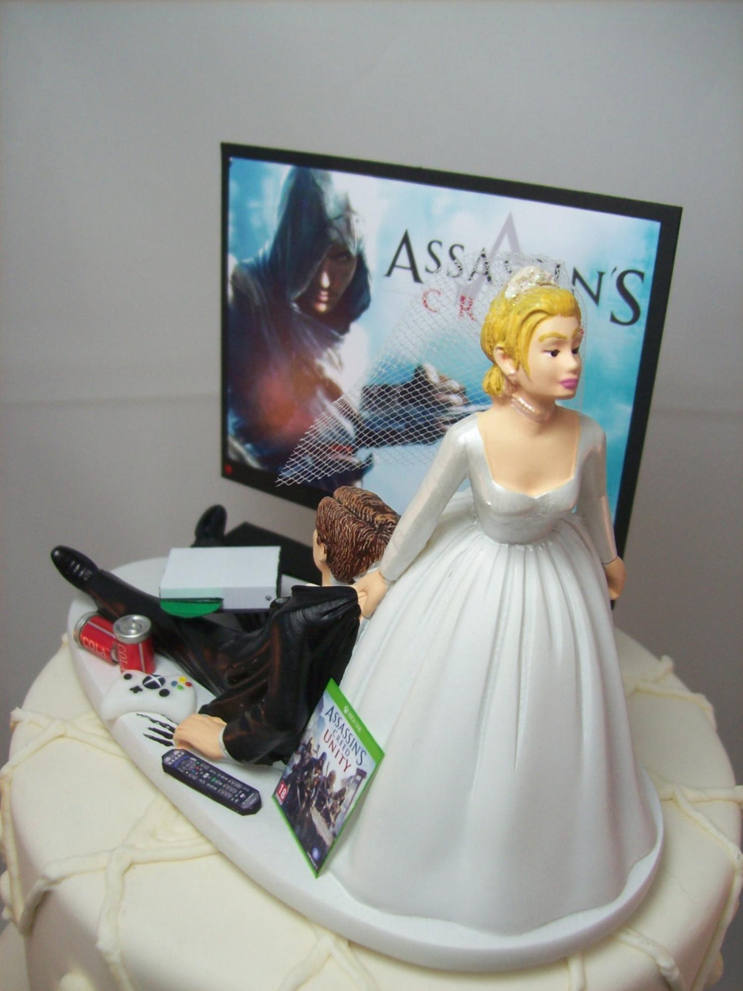 Gamer Wedding Cake Topper - Bride dragging groom away from games cake topper