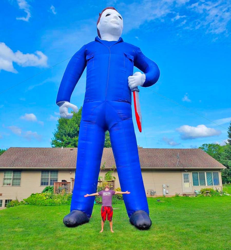Giant 35 Foot Inflatable Michael Myers Halloween Yard Decoration