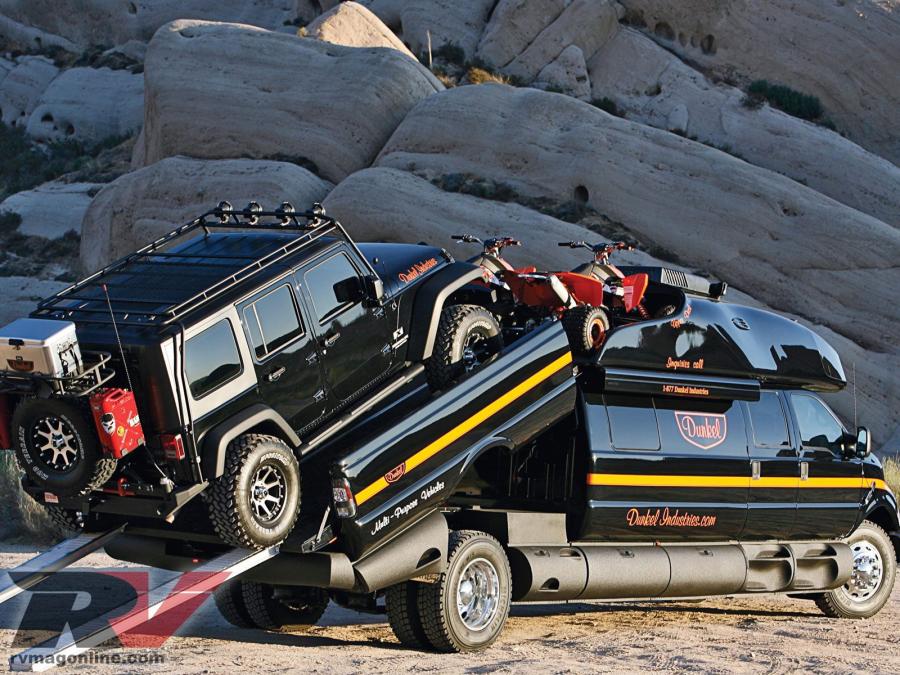 Dunkel Giant Ford F-650 RV Custom Truck Mod Camper
