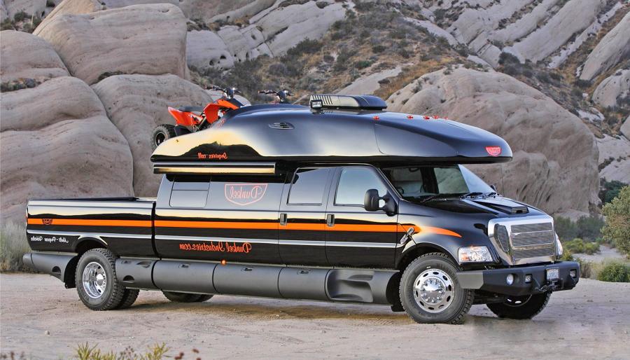 Dunkel Giant Ford F-650 RV Custom Truck Mod Camper