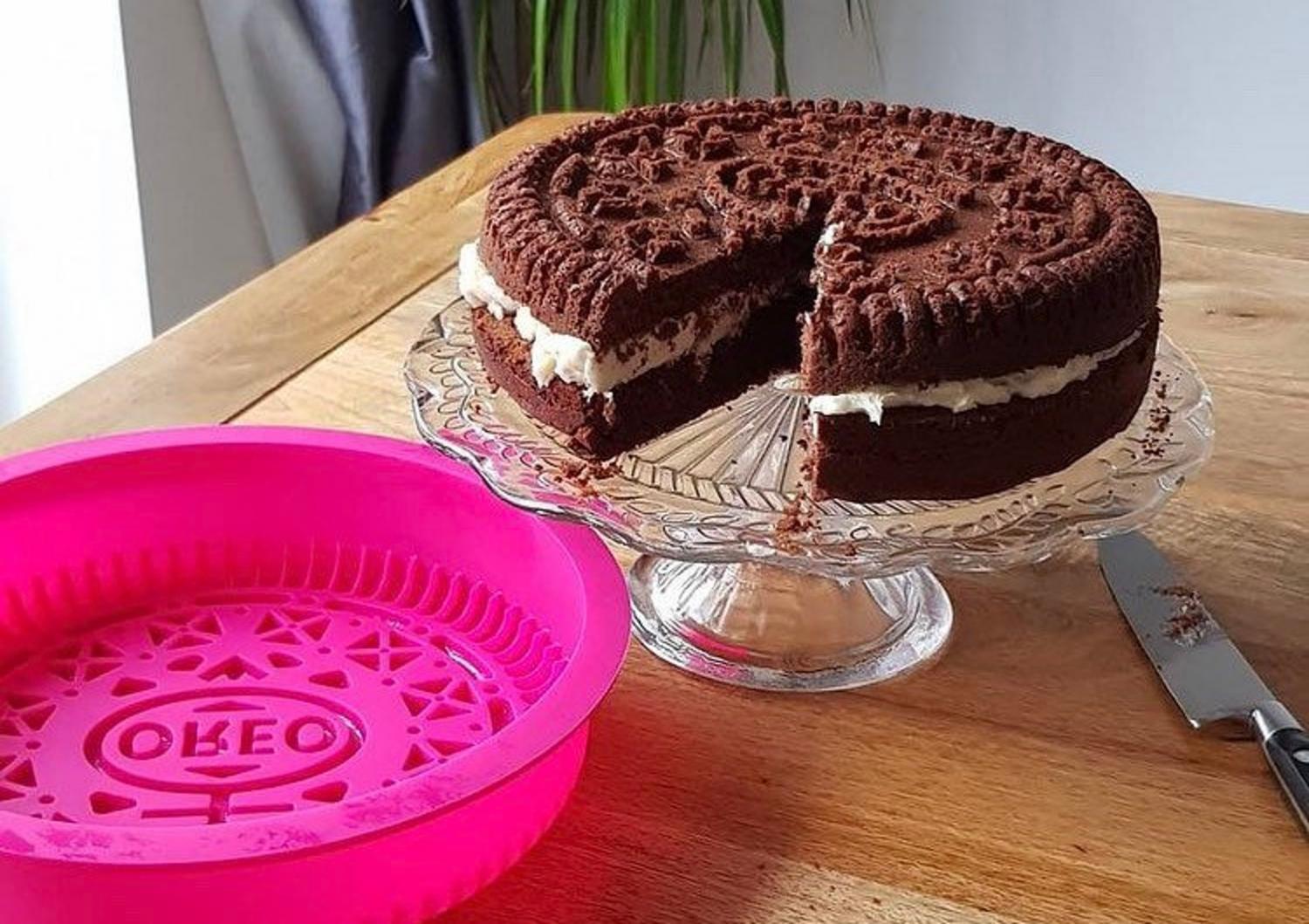 Giant Oreo Cake Mold