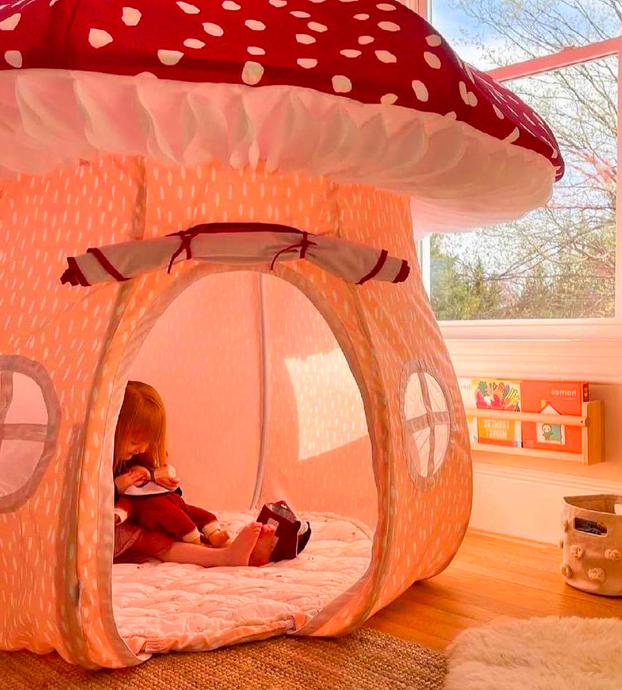 Giant Mushroom Play Tent