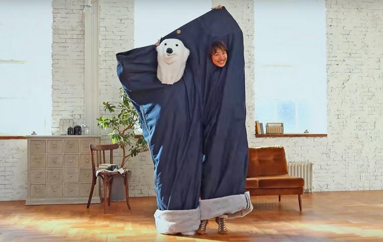 Giant Pair Of Pants Dual Sleeping Bag - Pant legs sleeping bag - Giant blue jeans double sleeping bag