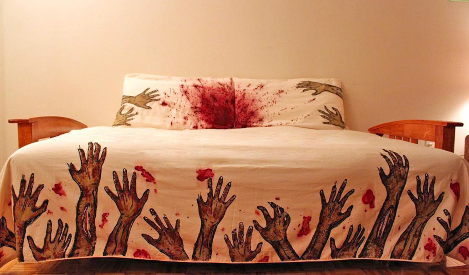 Creepy Scary Zombies and Blood Bed Set Sheets