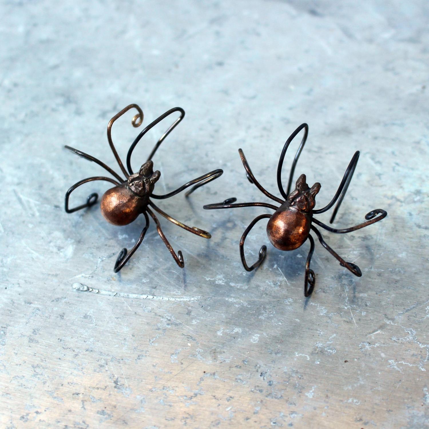 Giant Spider Earrings - Dangling spider earrings with spider leg through ear hole
