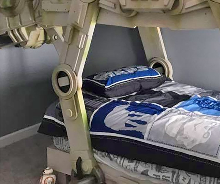 Giant Star Wars AT-AT Walker Bed - Huge AT-At Walker Bunk Bed