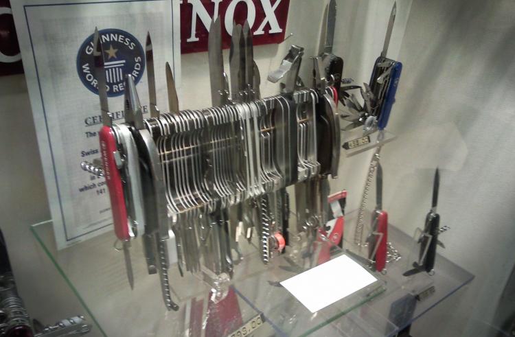 Giant Swiss Army Knife - Has over 141 functions - Wenger 16999