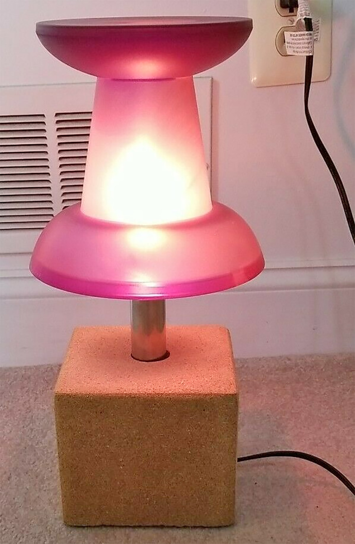 Giant Thumbtack Lamp - Pushpin tack lamp