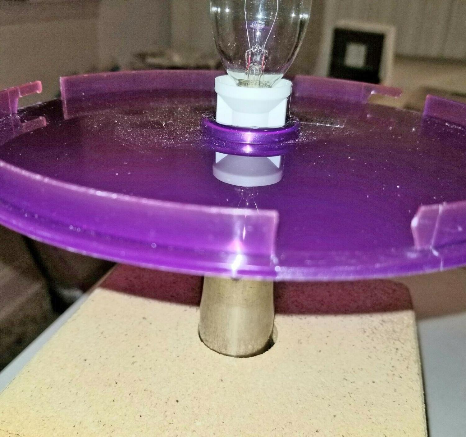 Giant Thumbtack Lamp - Pushpin tack lamp