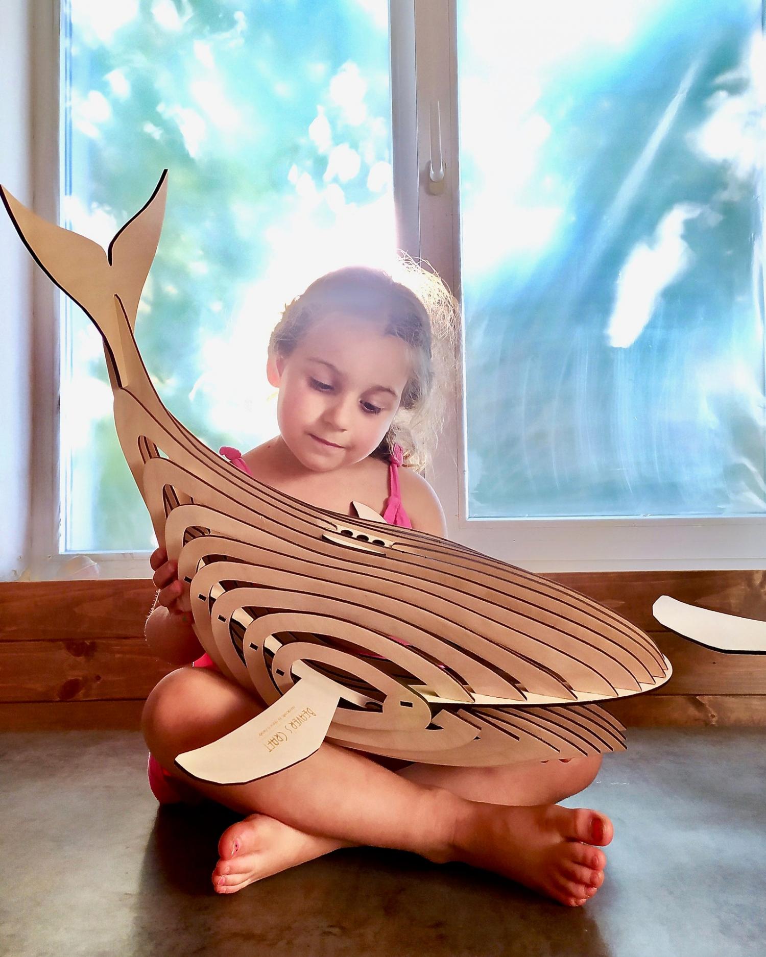 Wooden Giant Whale Pendant Light