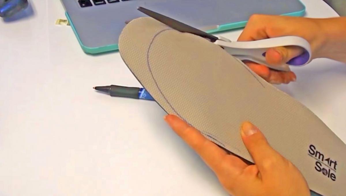 GPS Tracking Shoe Insoles - SmartSole Smart Shoe Insoles For Seniors With Alzheimers or Dementia