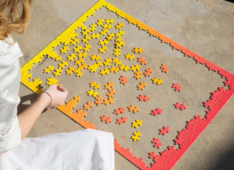 Gradient Jigsaw Puzzle