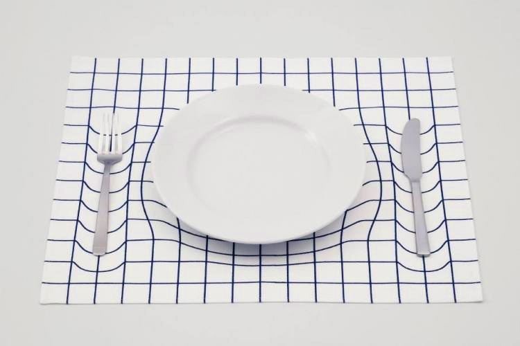 Gravitational Displacement Placemat - Time dilation place-mat - Fun science and space trick placemat