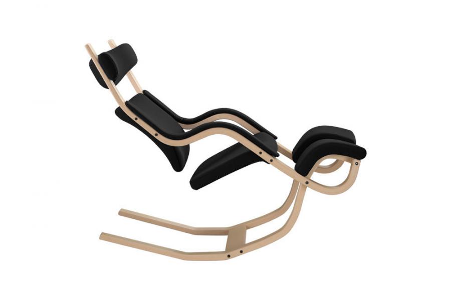 Reclining Gravity Balance Chair Lets You Lay back or kneel forward