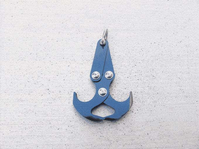 Gravity Hook Mechanical Claw That Doubles as a Grappling Hook