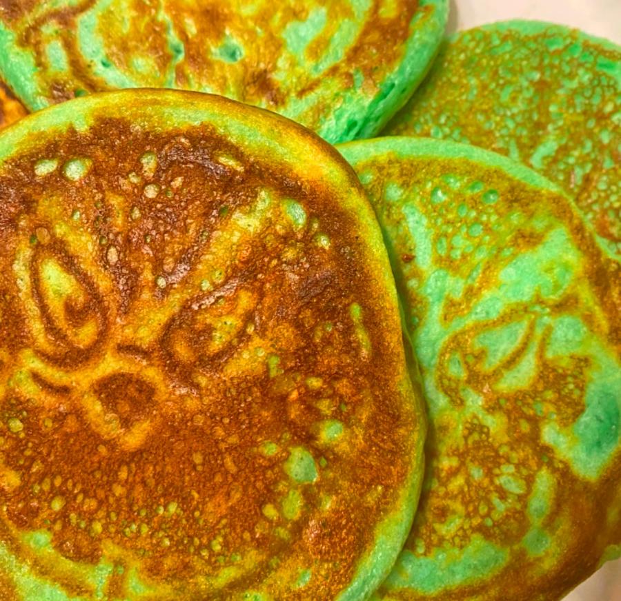 Grinch Pancake Pan