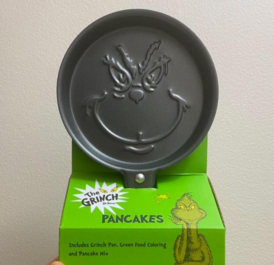 Grinch Pancake Pan
