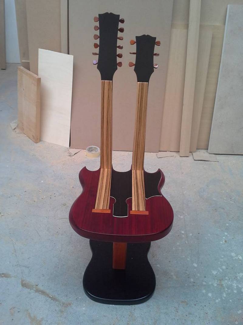 Stools Made from guitars - Guitar shaped stools and chairs