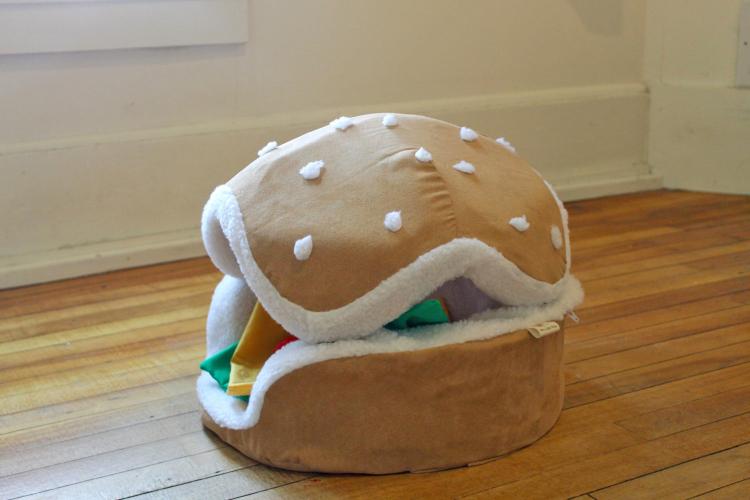 Hamburger Dog or Cat Bed
