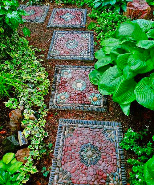 Outdoor rug mosaic made from pebbles and rocks