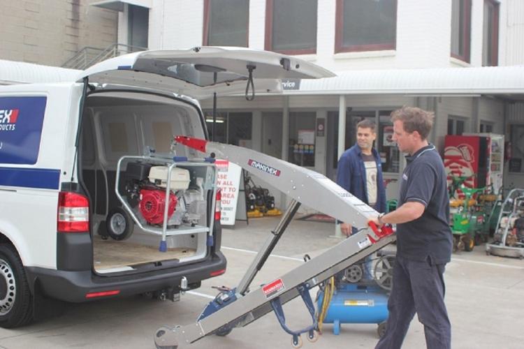 Makinex Hand Powered Forklift - Powered hand truck lets you lift over 300 lbs with one person