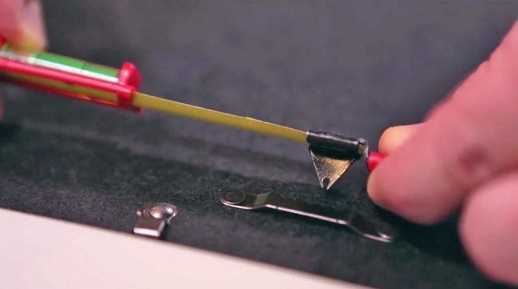 Hang-o-matic: All-in-one Picture Hanging Tool - Picture hanging tools built into tape measure