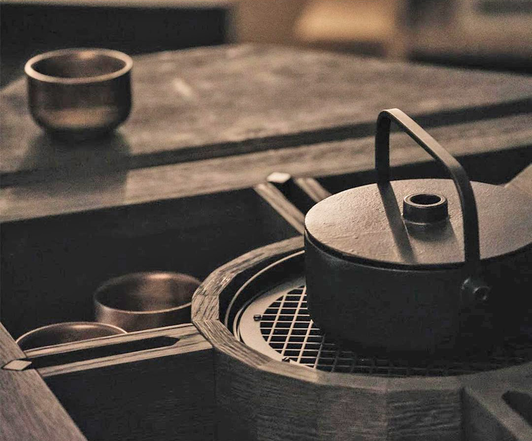 Hasu Japanese-Inspired Tea Table With Hidden Chairs and an Extendable Tabletop