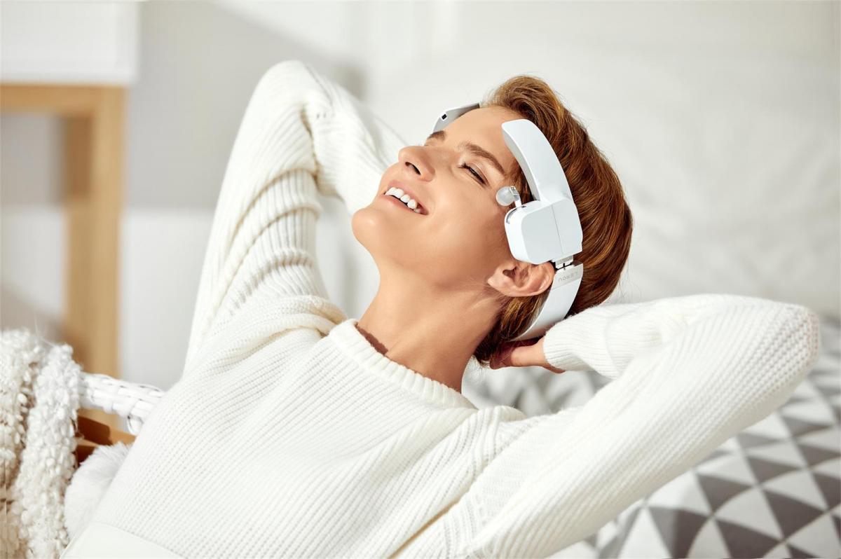 Lerou Automatic Head Massaging Robot - Head-Mounted Robot Massages Your Head and Neck