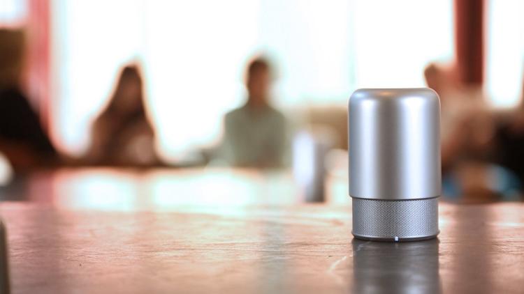 HiddenRadio2 - Touch Rising Speaker