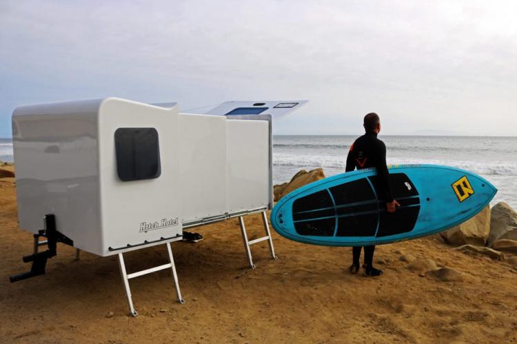 Hitch Hotel: Expandable Wheel-less Trailer Camper