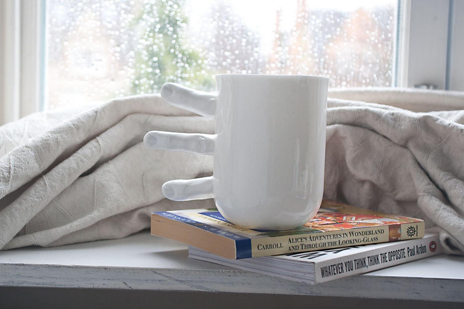 Creepy Fingers Mug - Holding hands finger mug
