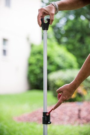 Hose Hooker Holds Your Garden Hose In Place For Washing Your Dog