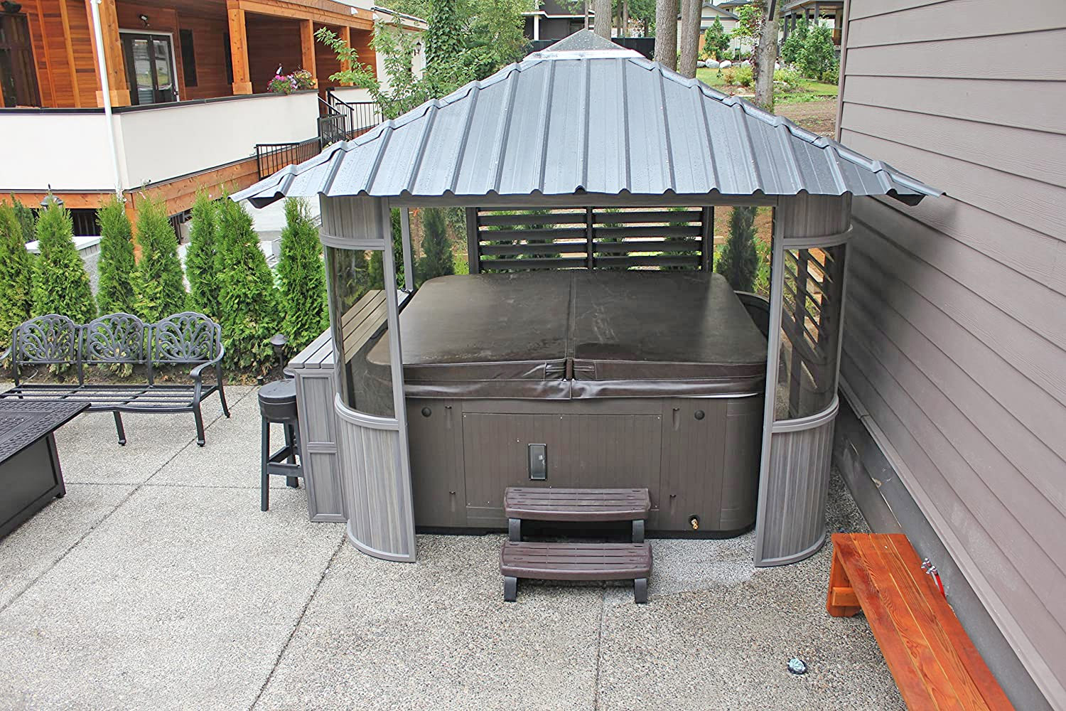 Hot Tub Gazebo Turns Your Spa Into a Swim-Up Bar
