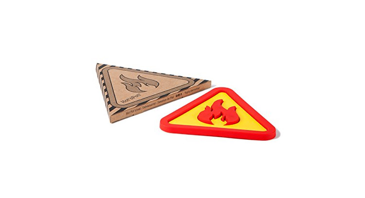 Magnetic Trivet Sticks To Bottom of Pot or pan While Carrying - magnetic hot pad