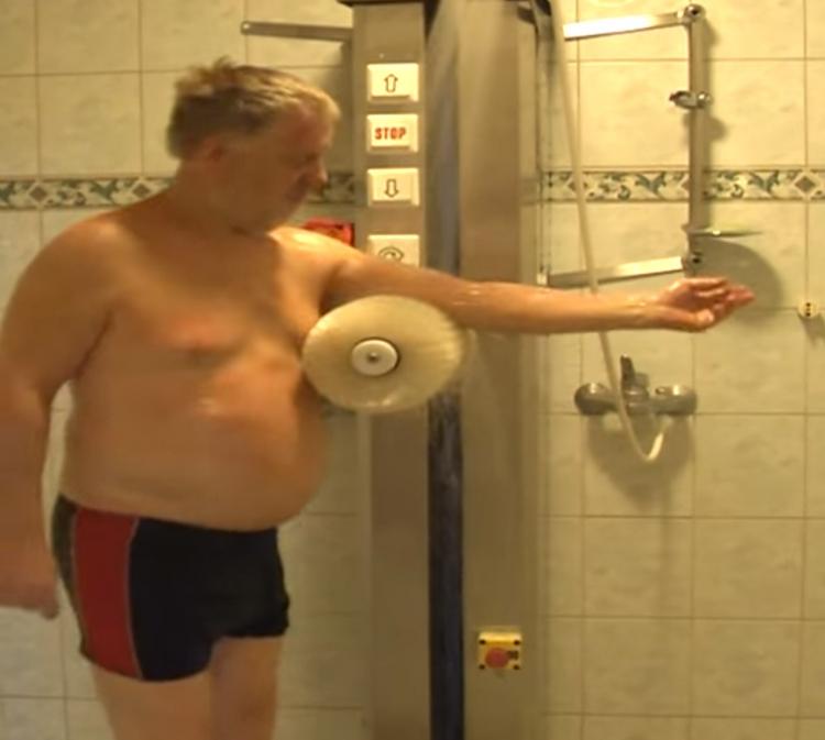 Human Wash - Car Wash For Humans - Moving spinning scrubber shower