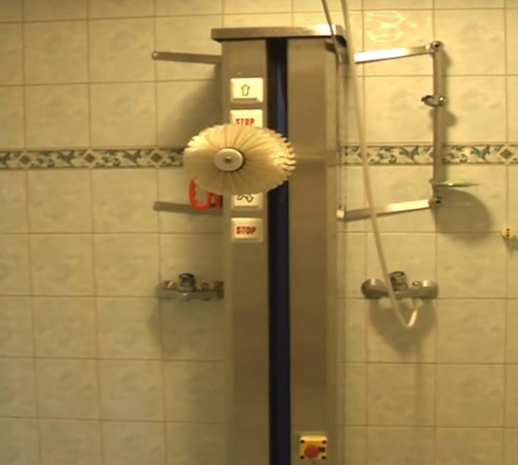 Human Wash - Car Wash For Humans - Moving spinning scrubber shower