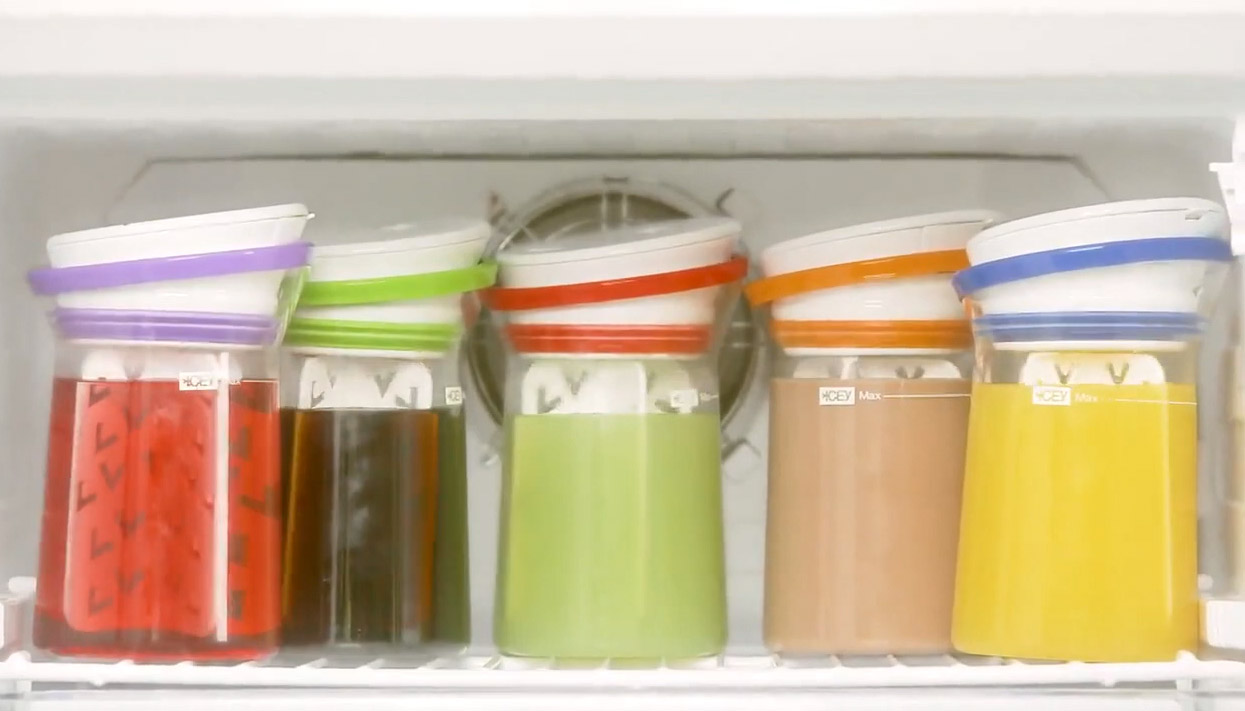 Automatic Stirring Frozen Drink Maker - ICEY Frozen Cocktail Slushy Maker