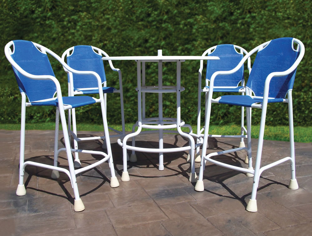 In-pool table and chairs with umbrella - Submergible table and chairs