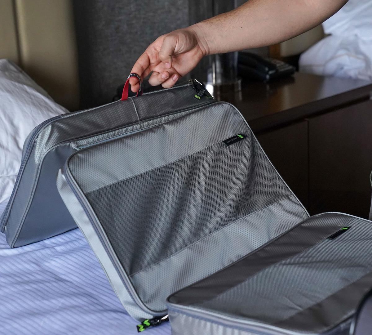 Oregami Folding Luggage - 3-level folding luggage organizers