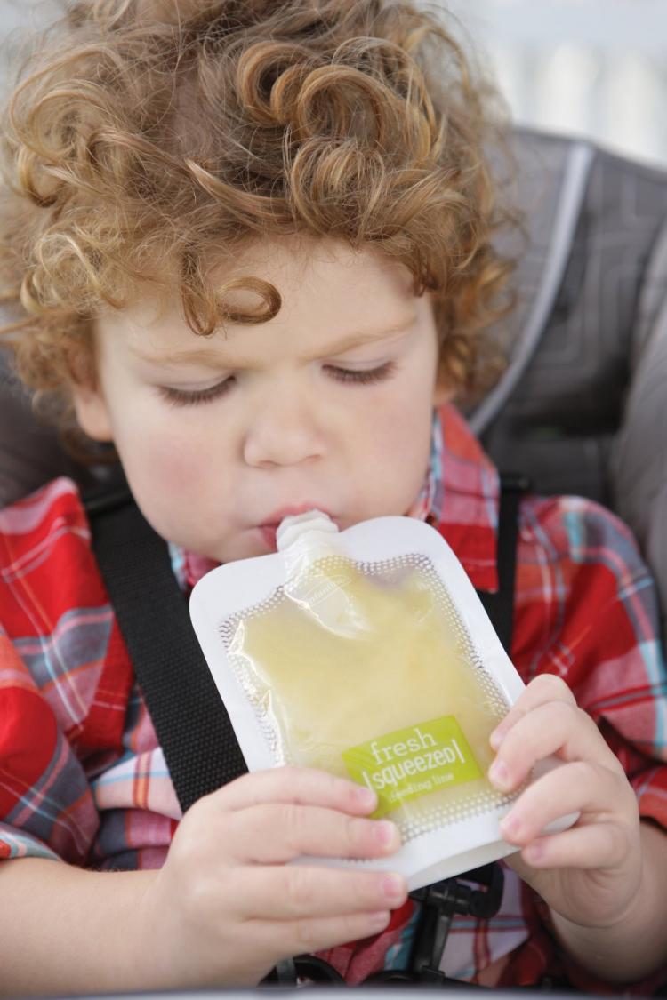 Infantino Squeeze Station - On-The-Go Baby Food Maker - Homemade travel baby food maker pouches