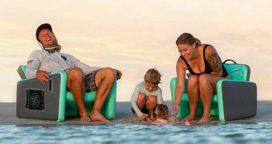 Inflatable Adirondack Chair - Boteboard Aerorondak beach chair