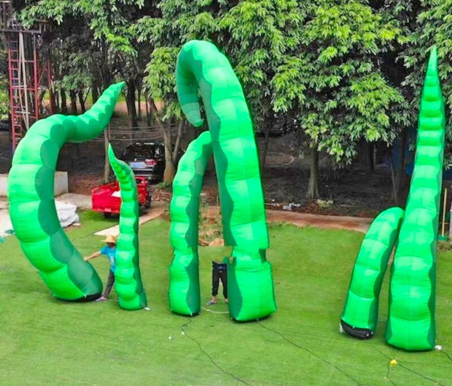 Giant Inflatable Octopus Tentacles House Decorations For Halloween